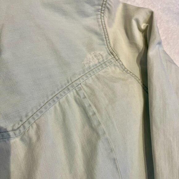 American Eagle, Slim-Fit Button-Down Denim Shirt, Size M - Picture 6 of 13